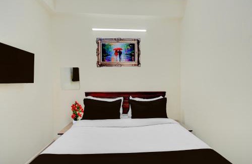 Kukatpalli Hotel | Super Collection O Green Hills Road Formerly Hotel LN Stays