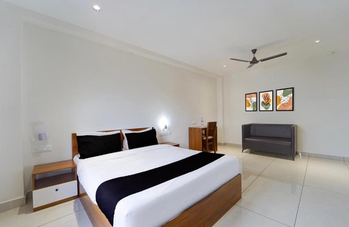Kottayam Hotel | Super Collection O Kottayam Railway Station