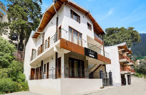 Mallital House | Super Collection O Mall Road Nainital