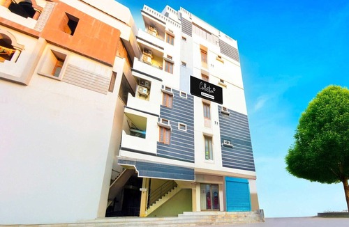 Hyderabad House | Super Collection O Suncity