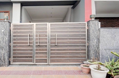 Noida House | Super Collection O Sector 20 Noida