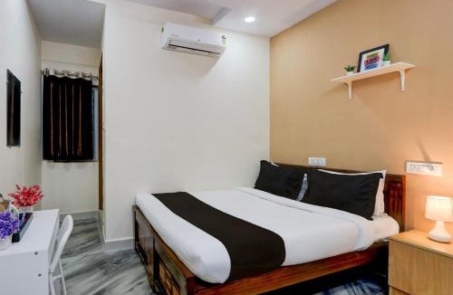 Gachibowli Hotel | Super Collection O Sri Balaji Luxury rooms