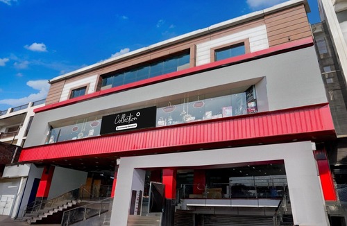 Indira Nagar House | Super Deluxe Roomcollection O High Court