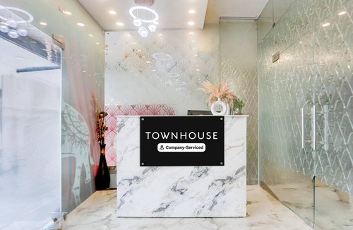 Faridabad House | Super Deluxe Twin RoomHotel Royal’s paradise