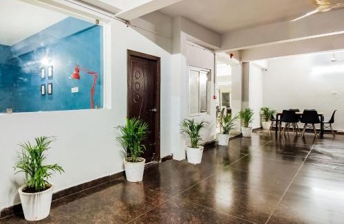 Gachibowli Hotel | Super Hotel O GACHIBOWLI BESIDE DLF