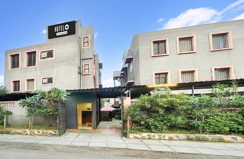 Nagpur House | Super Hotel O Hingna Road