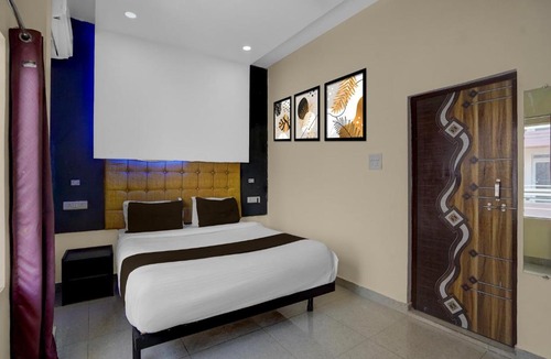 Varanasi Hotel | Super Hotel O Kashi Ghat Varanasi Formerly Ganga Valley