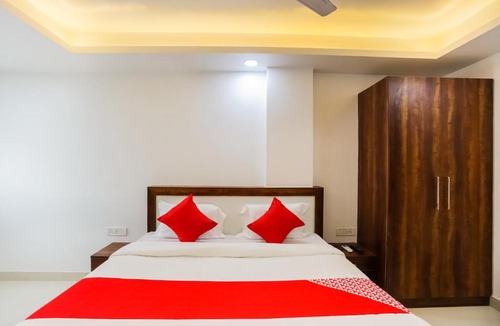 Kazhakuttam Hotel | Super Hotel O Kazhakkoottam Near Technopark Phase 3