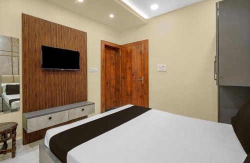 Jhansi Hotel | Super Hotel O RS PALACE