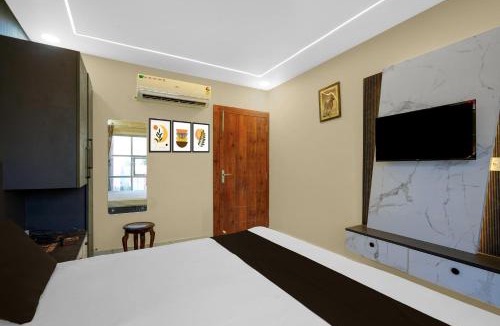 Jhansi Hotel | Super Hotel O RS PALACE
