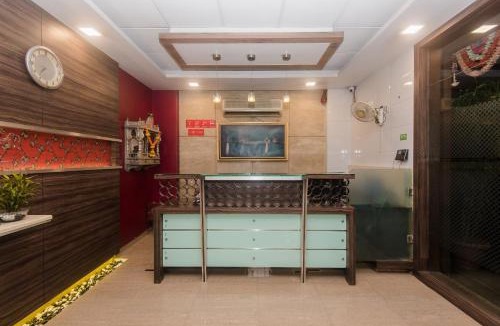 Vashi Hotel | Super Hotel O Solitaire