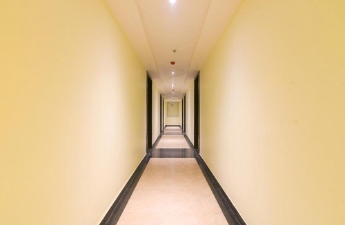 Kalyanpur Hotel | Super OYO 77736 Hotel Starlight