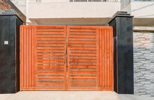 Varanasi Hotel | Super OYO Collection O Chitaipur IIT BHU Campus Varanasi