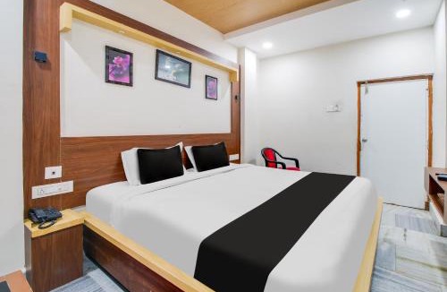 Dwaraka Nagar Hotel | Super OYO Hotel O Gurudwara Near RTC Complex