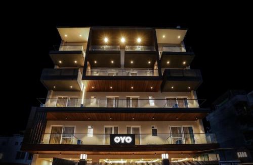 DLF Phase 3 Hotel | Super Townhouse MA-32