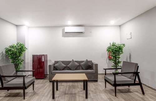 Champapet Hotel | Super Townhouse RCC Majestic 397 LB Nagar