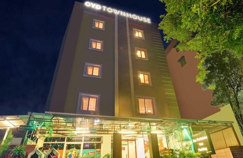 Hyderabad Hotel | Super Townhouse RCC Park View Inn