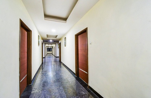 Lakdi Ka Pul House | Super Townhouse Red Hills Lakdikapul