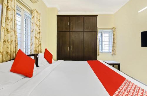 Madhapur Hotel | Super Townhouse Sri Nirvana Inn