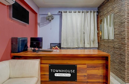 Varanasi Hotel | Super Townhouse Varanasi Cantonment Formerly Ayushman Inn