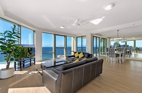 Surfers Paradise Apartment | Surfers Paradise Ocean Prestige Luxury Vacation Apartment