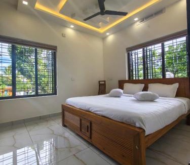Maraiyur Bed & Breakfast | Surya Homestay