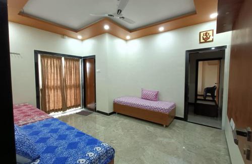 Tuljapur Bed & Breakfast | Swami Bhakt Nivas