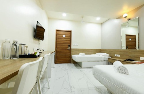 Gachibowli Hotel | SwanSuites Gachibowli