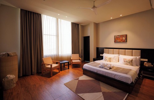 Kumarhatti Hotel | SWAR Kasauli - Suites Cuisine Cave Club