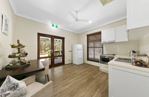 Pokolbin House | Sweetacres Hunter Valley - 5 uniquely styled cottages and stunning main house