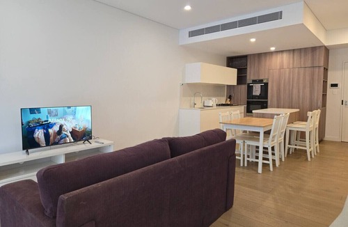 Waterloo Apartment | SYD Waterloo 2BR 03 Apt Close to CBD & Airport