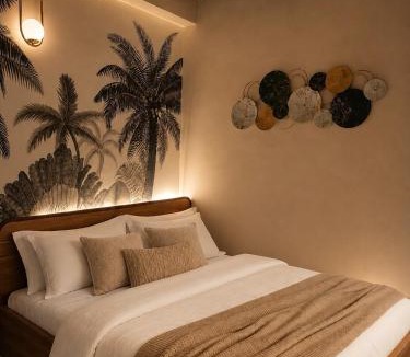 Ranwar Apartment | Te Amo Studio - Chapel Road, Bandra Near Lilavati