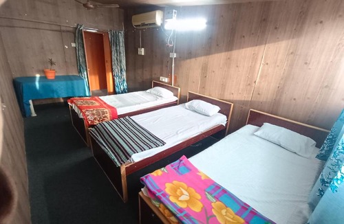 Srirangam Hostel | Terrace Camp inn