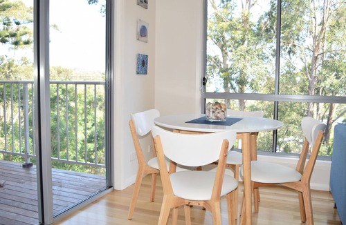 North Avoca House | Terrigal Luxury Accommodation