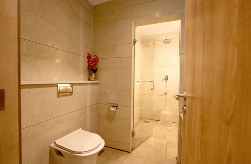 Yercaud Resort | TGI STAR Holidays Yercaud