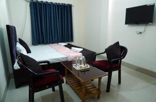 Sigra House | Thath Banarasiya