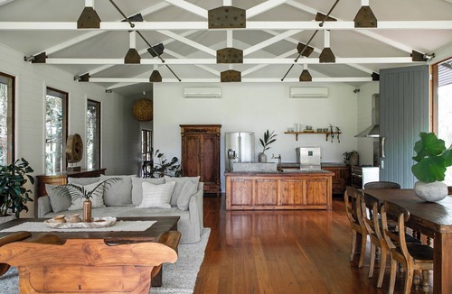 Lovedale Villa | The 2 Bedroom Villa @ Leaves & Fishes, The Villa at Leaves and Fishes
