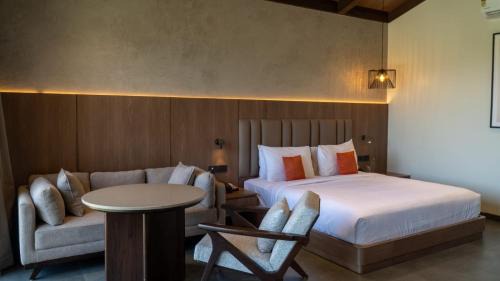 Morjim Hotel | The Acacia Morjim