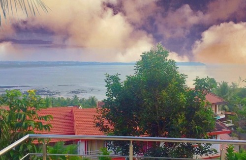 Nerul Villa | The Acacia Villa - Reis Magos Sea View