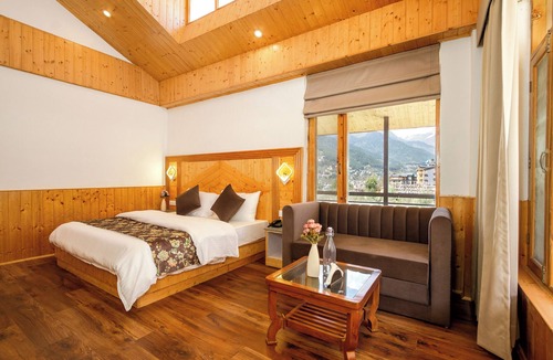 Manali Hotel | The Aesthetic Nest Boutique Stay & Cafe