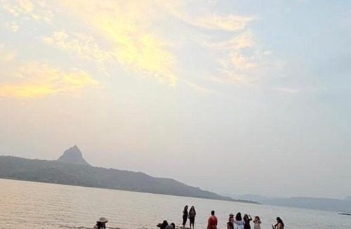 Alibaug Hotel | The Alibag Beach hotel- Grantley