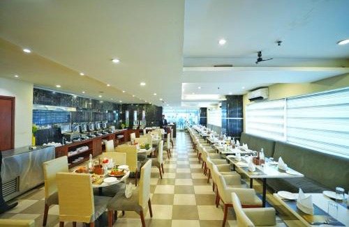 Hyderabad Hotel | The Altruist Hitech Hotel