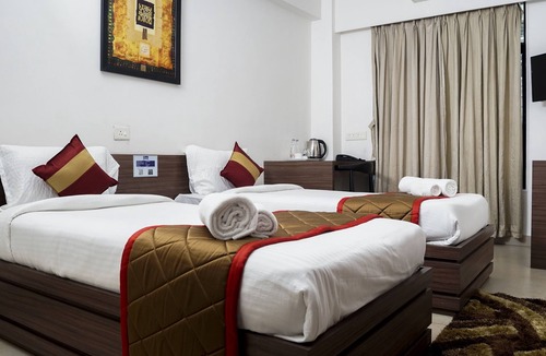 Kopar Khairane Hotel | The Altruist Koparkhairane Hotel