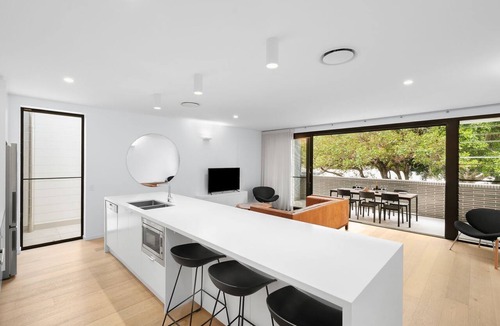 Sawtell Apartment | The Avenue ~ Sawtell Village Prime Location