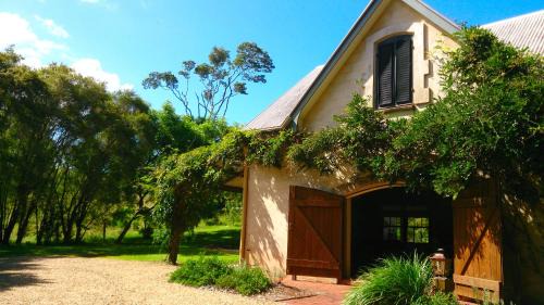 Federal House | The Barn