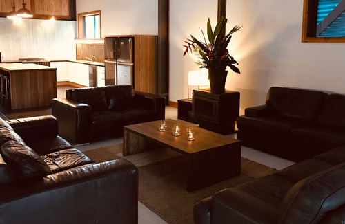 Myocum House | The Big Blue Barn - Spacious, Private and Relaxed.