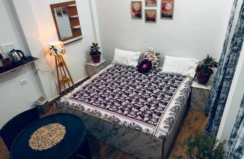 Ranikhet Bed & Breakfast | The bird's nest stay