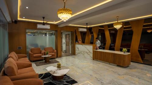 Rajkot Hotel | The Blues Hotel Golden Glory, Rajkot
