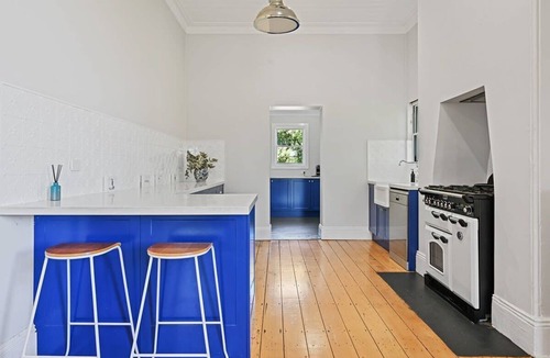 Borenore House | The Borenore Inn | Historic Charm, Entertainer