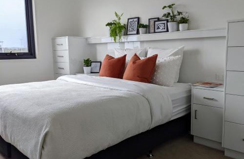 Albury Apartment | The Botanical 304
